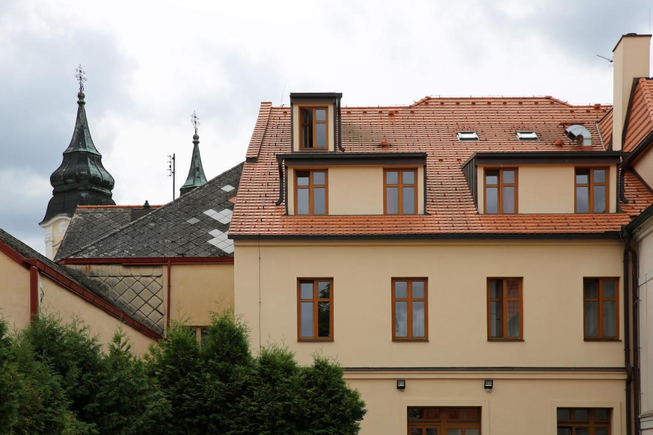 Penzion Pansky Dum Rozmital pod Tremsinem Buitenkant foto