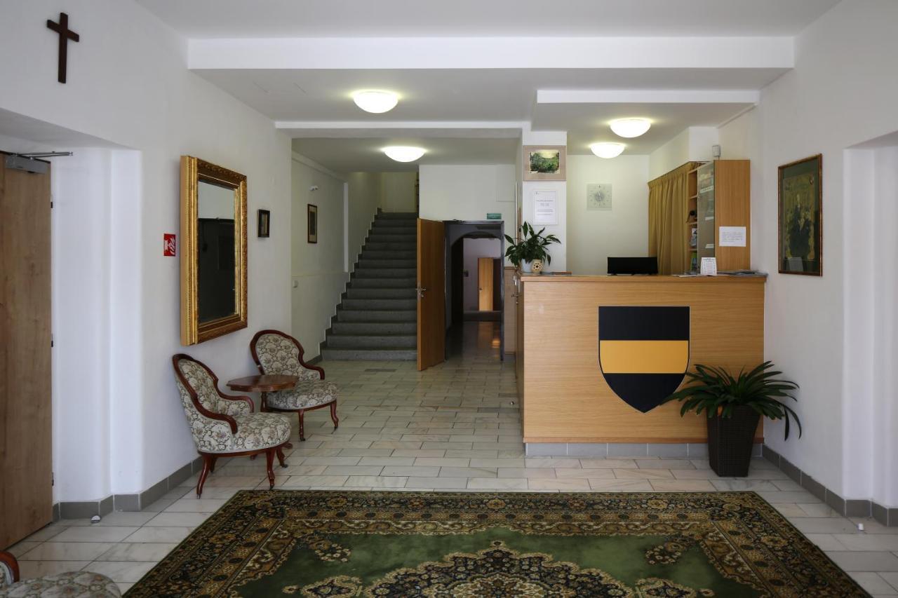 Penzion Pansky Dum Rozmital pod Tremsinem Buitenkant foto