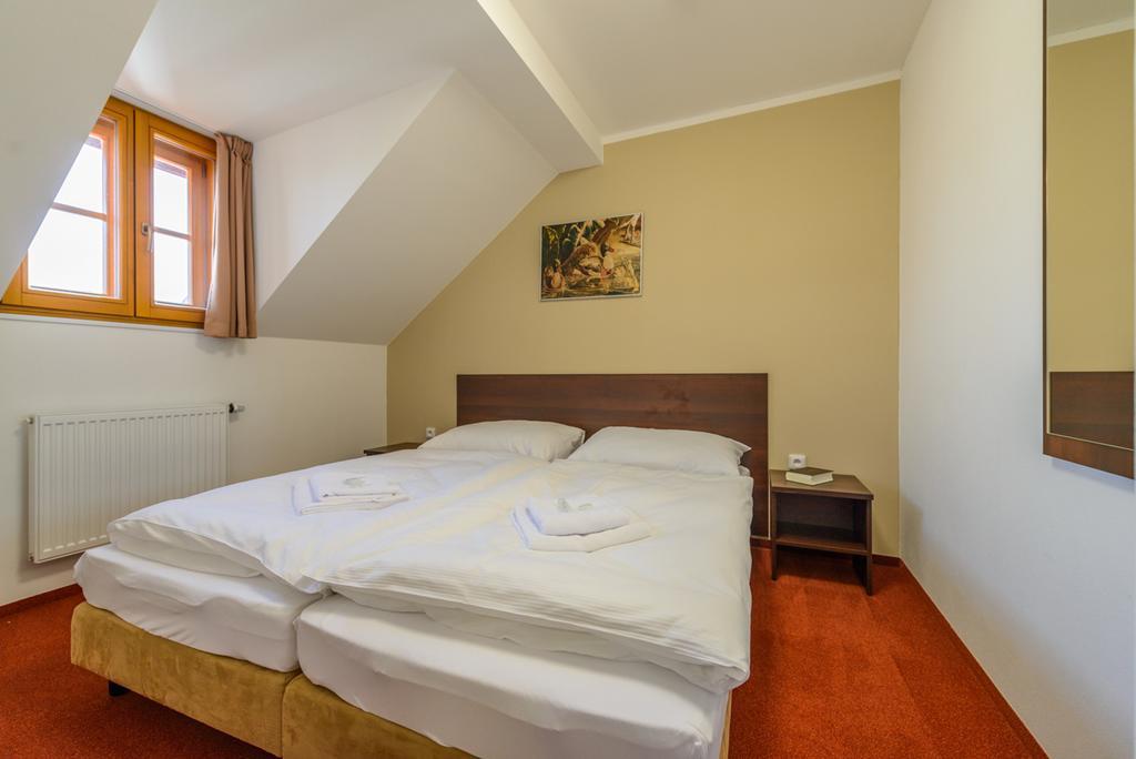 Penzion Pansky Dum Rozmital pod Tremsinem Buitenkant foto
